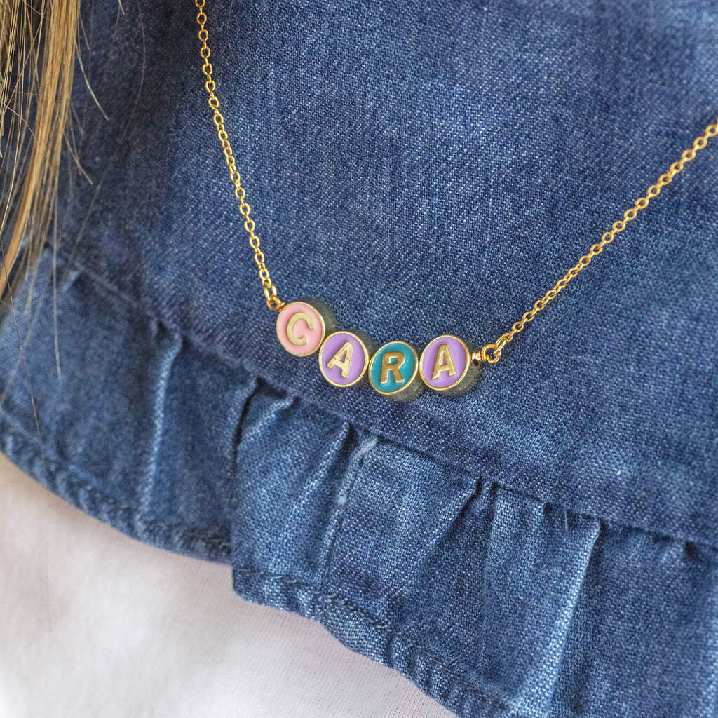 Joy by Corrine Smith Enamel Disc Name Halskette Gold Buchstaben