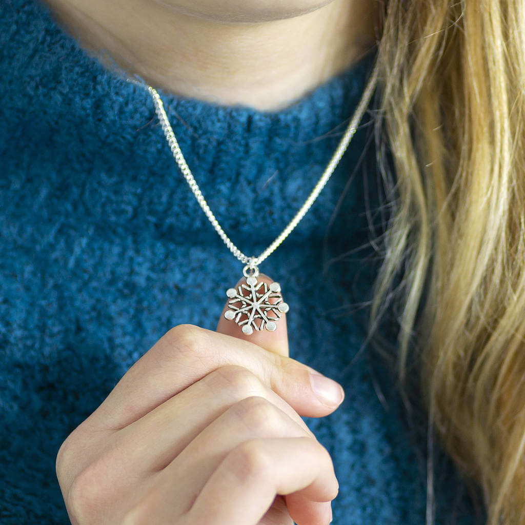 Joy by Corrine Smith Snowflake Halskette Silber Schneeflocke
