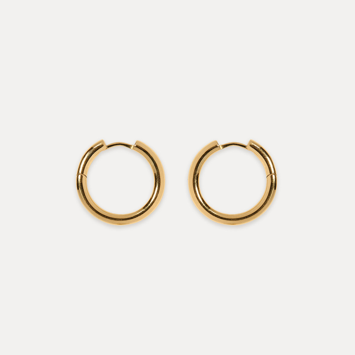 Stilnest Bold Creolen Huggie Hoops 24k Gold Vermeil