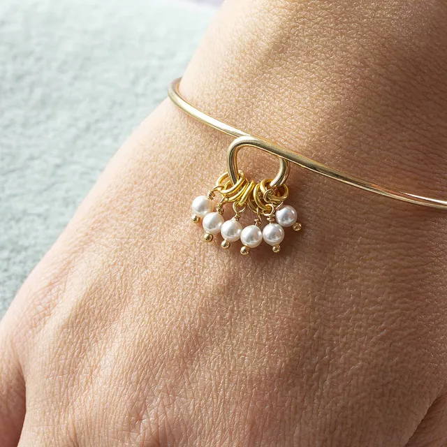 Joy by Corrine Smith Milestone Birthday Armreif Perle Gold