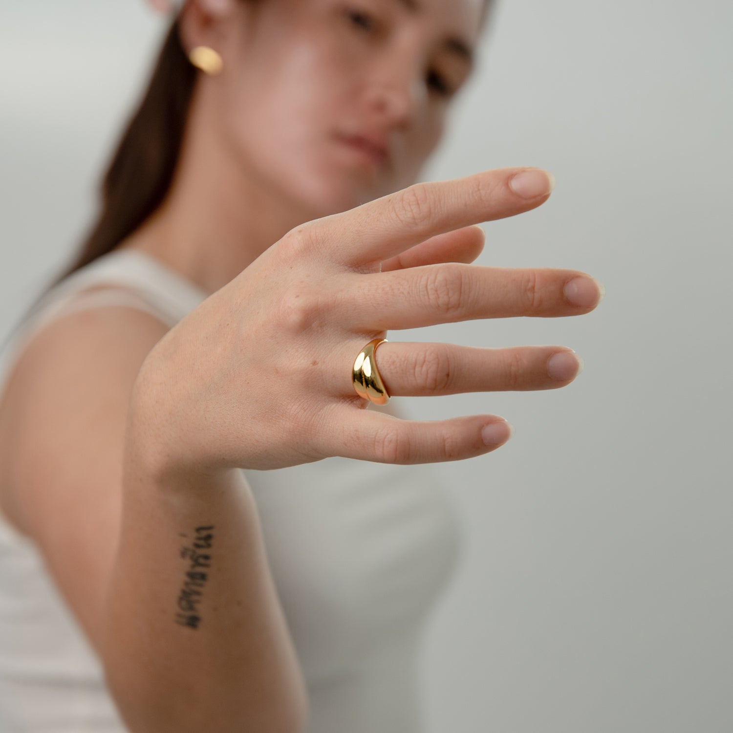 Stilnest Hug Ring Statementring Gold Vermeil 56