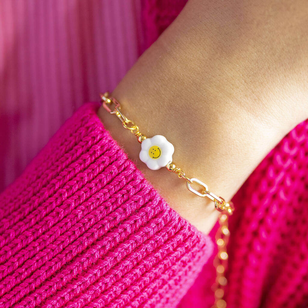 Joy by Corrine Smith Smiley Flower Armband Gold Porzellan