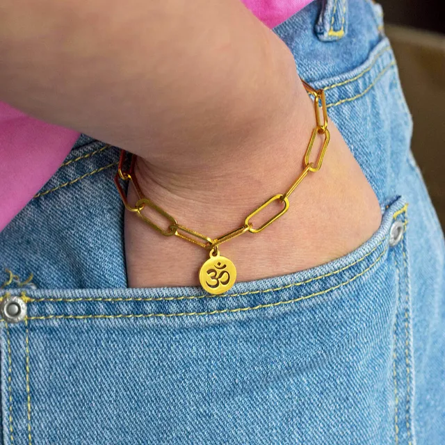 Joy by Corrine Smith Om Armband Gold Yoga Edelstahl 19,7 cm