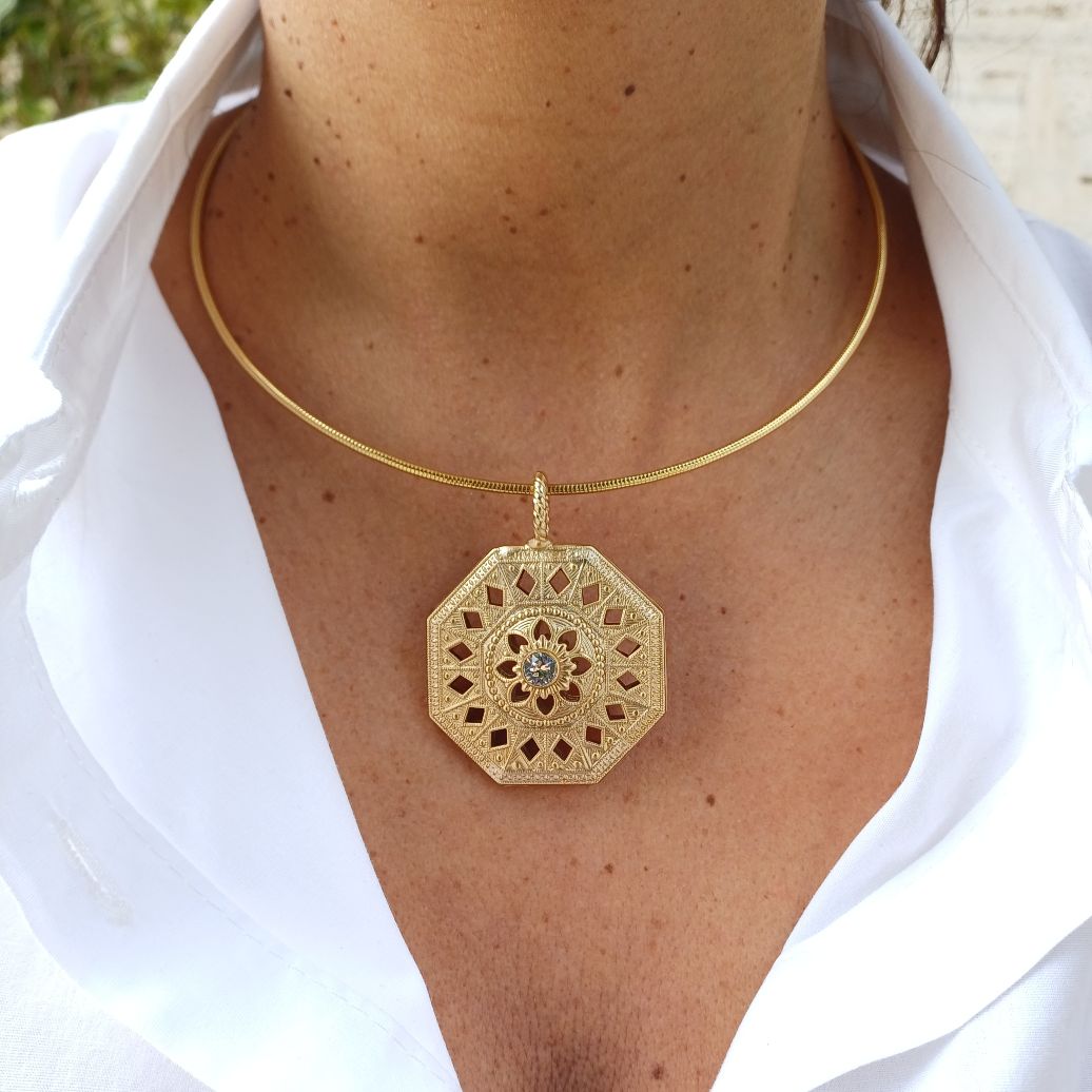 Alevá Bijoux Margot Ottagono Anhänger Gold Filigran Zirkon