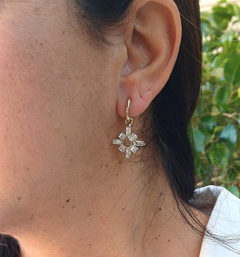 Alevá Bijoux Silvia Ohrringe Creolen 10 mm Zirkonia
