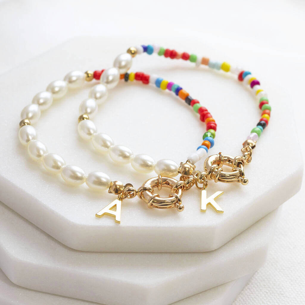 Joy by Corrine Smith Pearl Seed Bead Armband Gold Initial