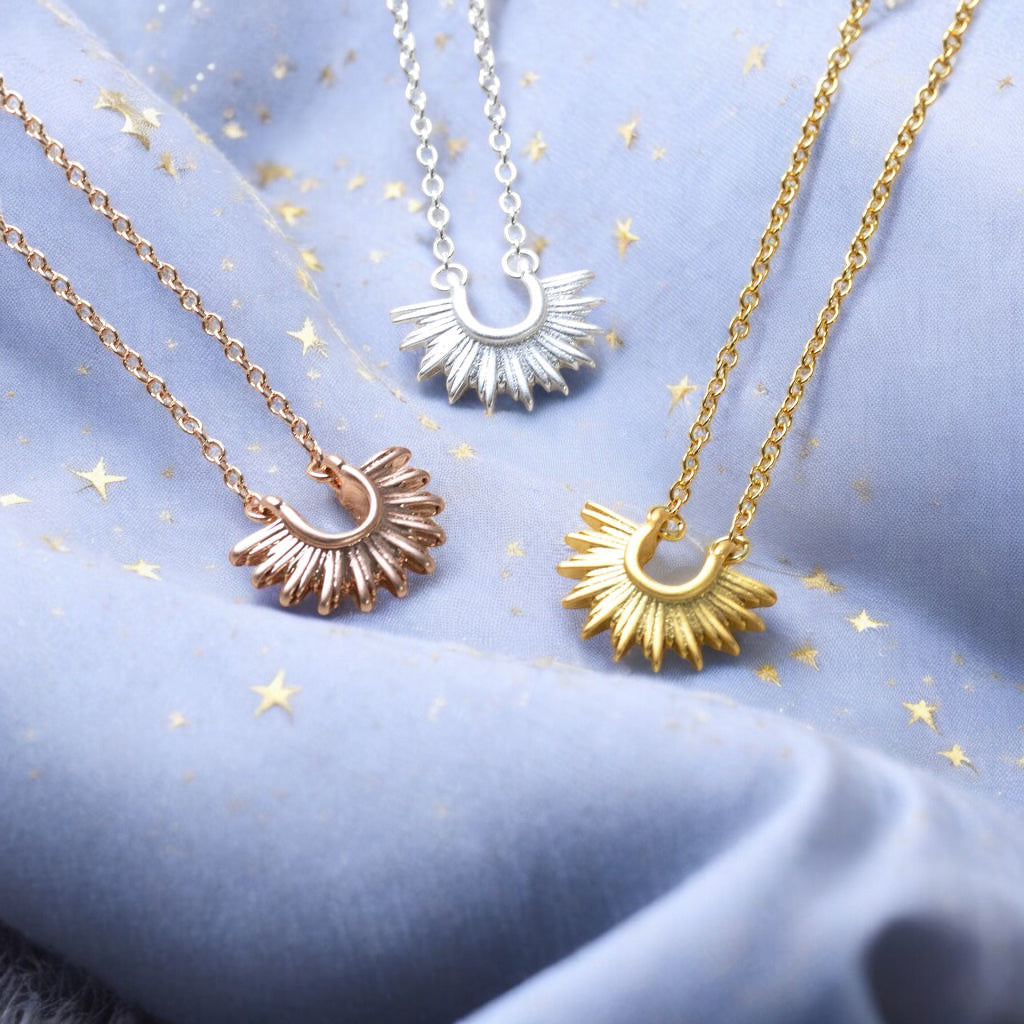 Joy by Corrine Smith Ray of Sunshine Halskette Gold