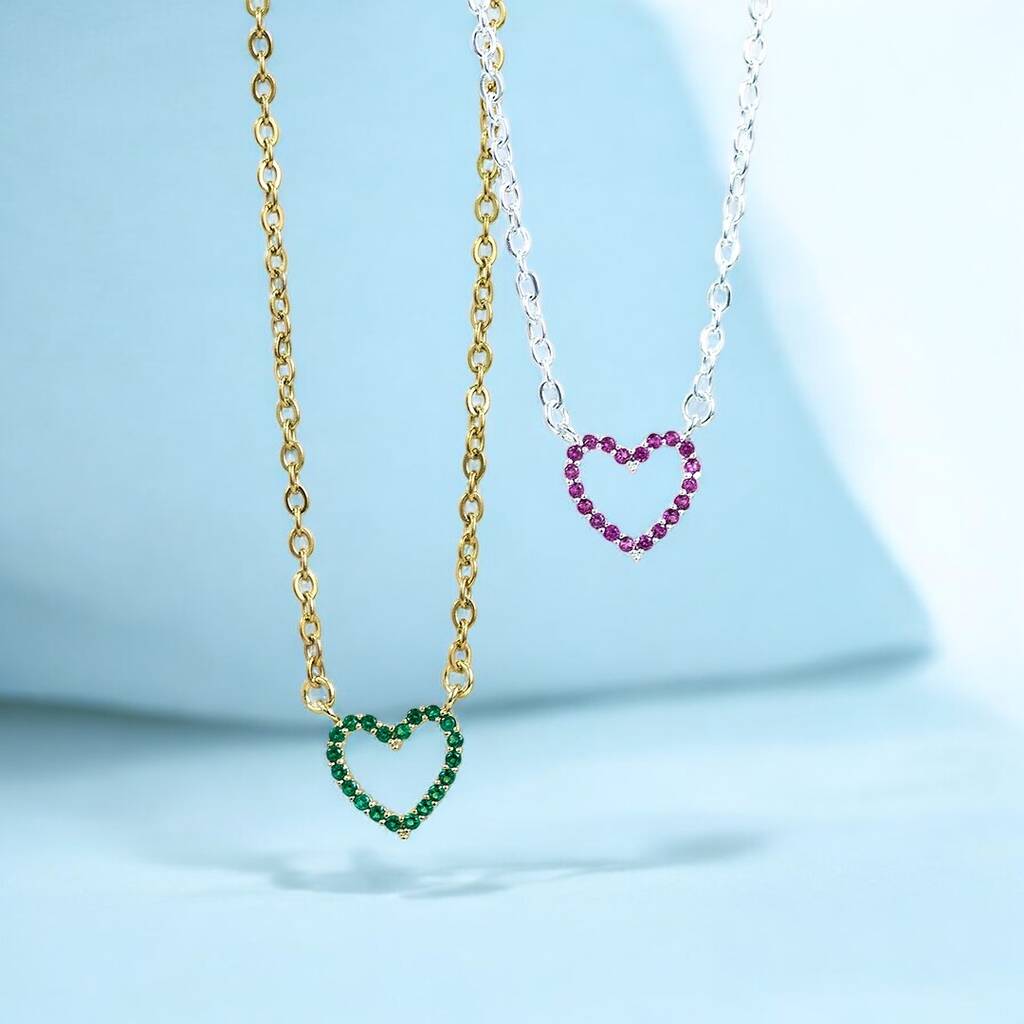 Joy by Corrine Smith Outline Heart Kristall Halskette Gold