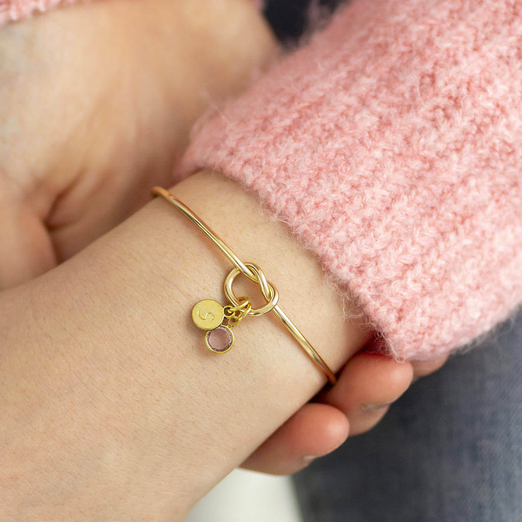 Joy by Corrine Smith Friendship Knot Armreif Gold