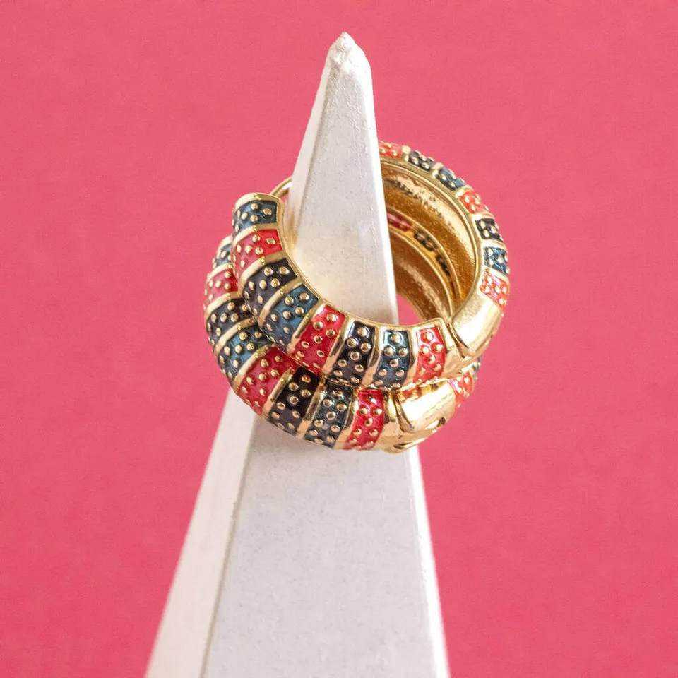 Joy by Corrine Smith Dotted Stripey Emaille Creolen Gold