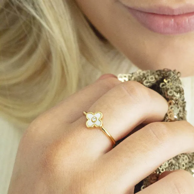 Joy by Corrine Smith Mother of Pearl Ring Gold Blume