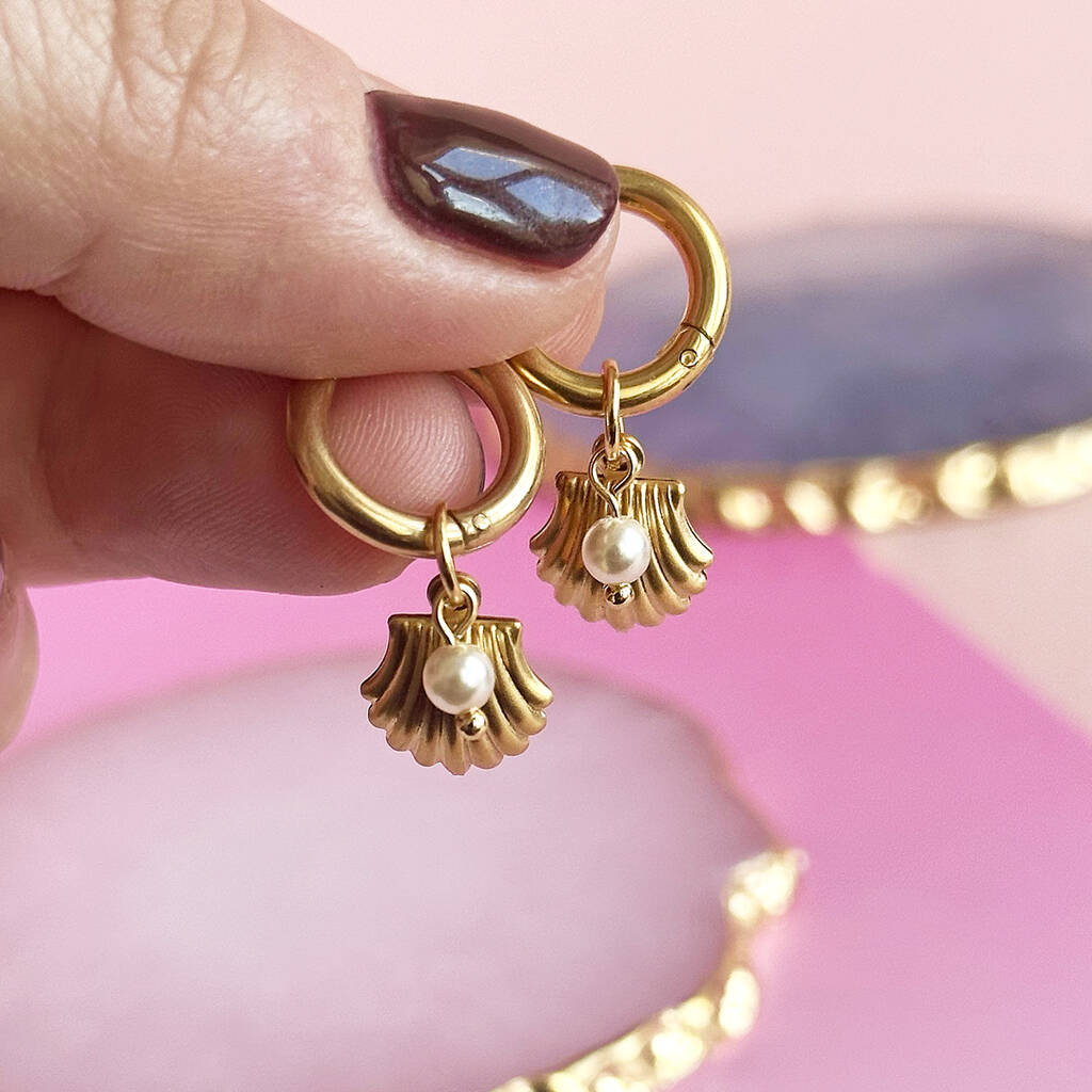 Joy by Corrine Smith Oyster Perlen Ohrringe Gold 1,5cm