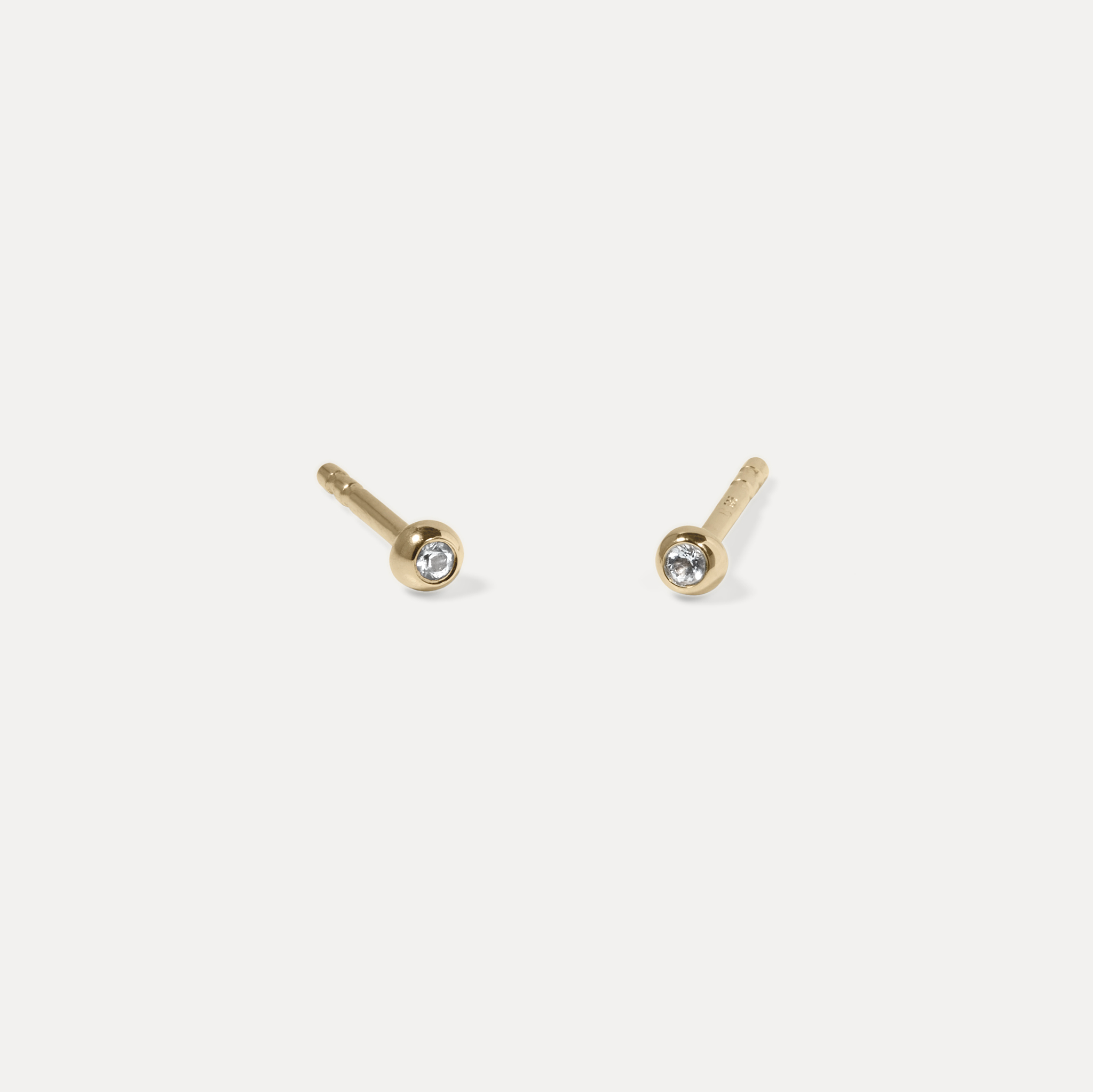 Stilnest Brilliant Dot Ohrstecker 585 Gold weißer Saphir