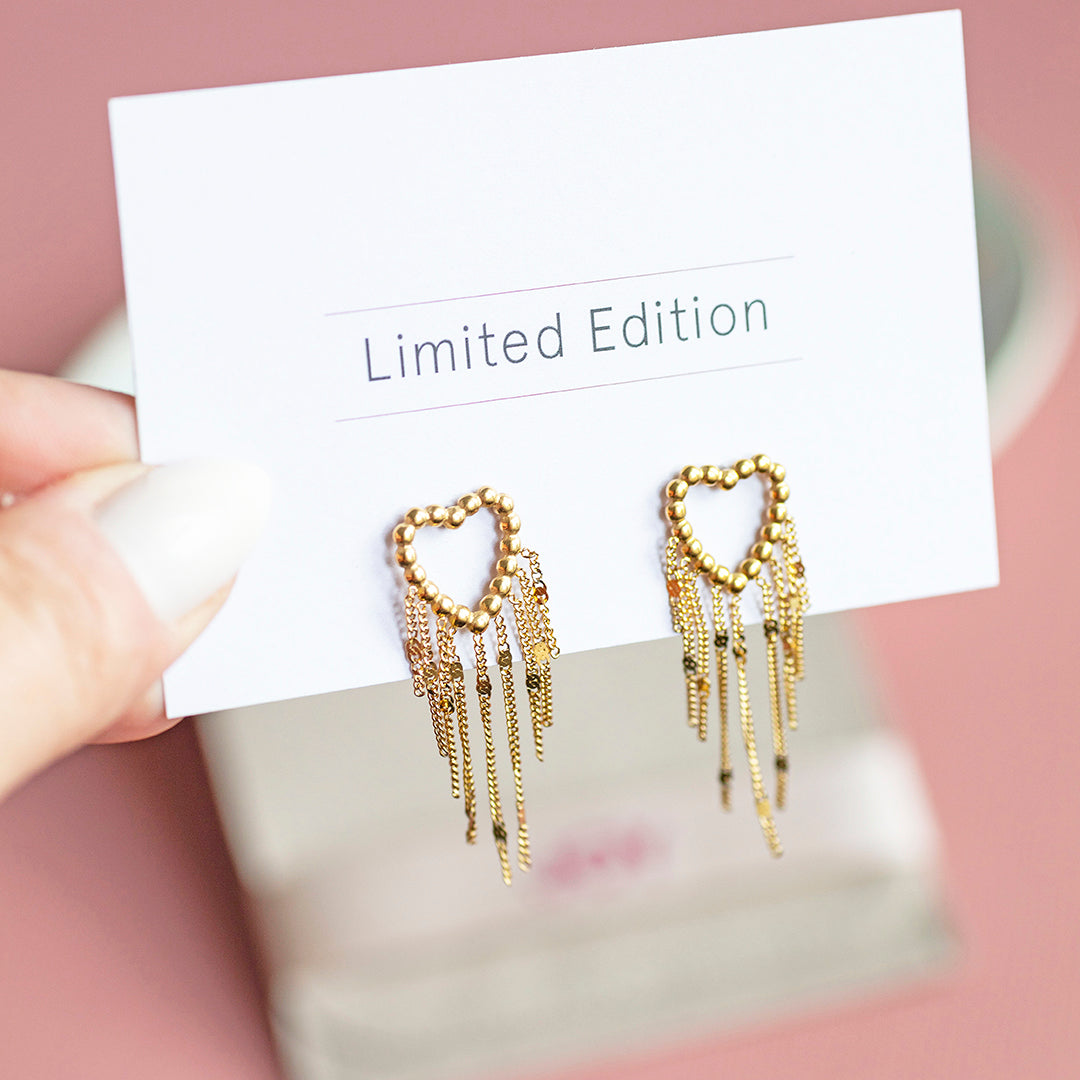 Joy by Corrine Smith Earrings Herz Ohrringe Gold Ketten 4 cm